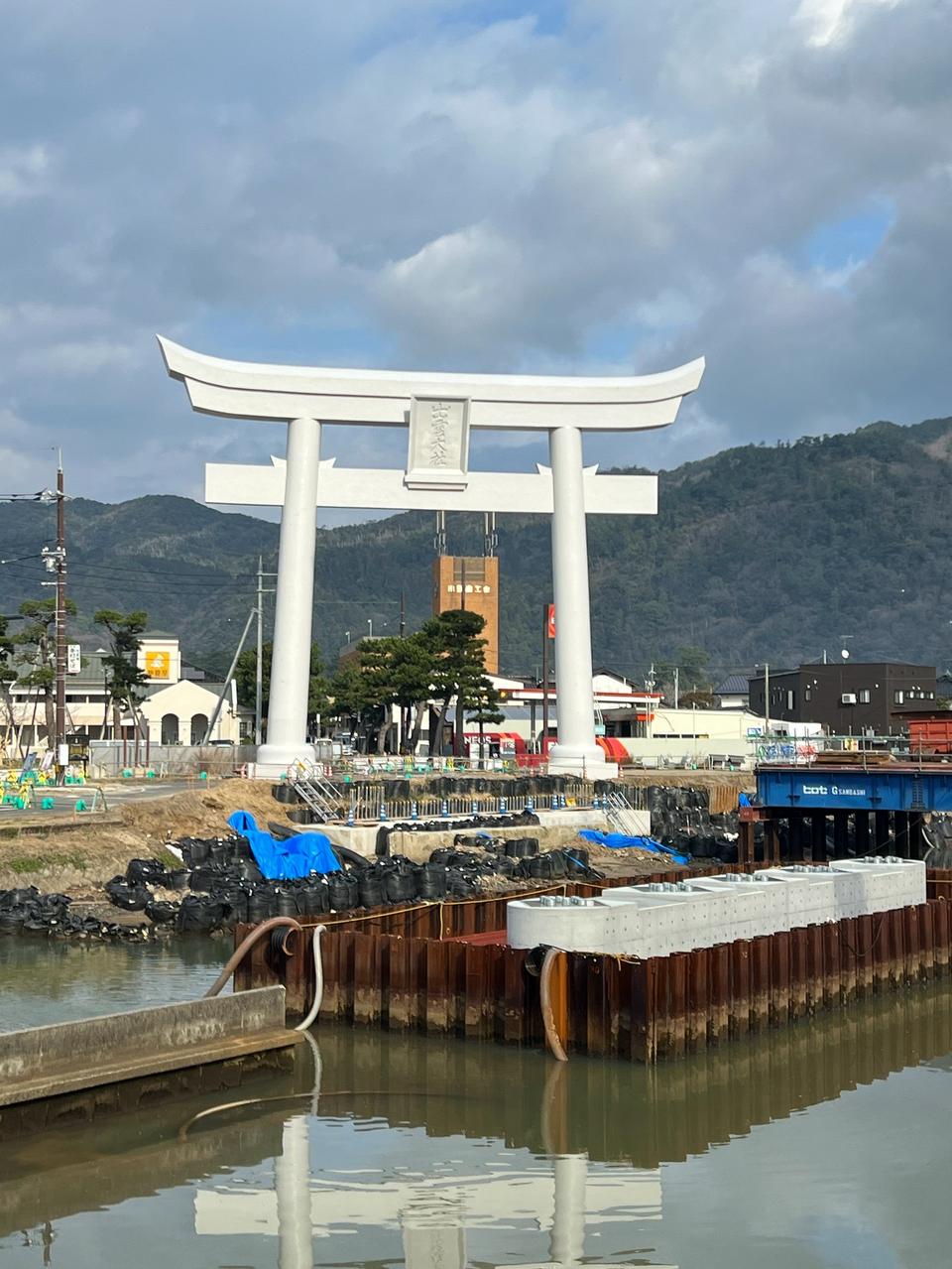 出雲大社大鳥居補強工事の画像